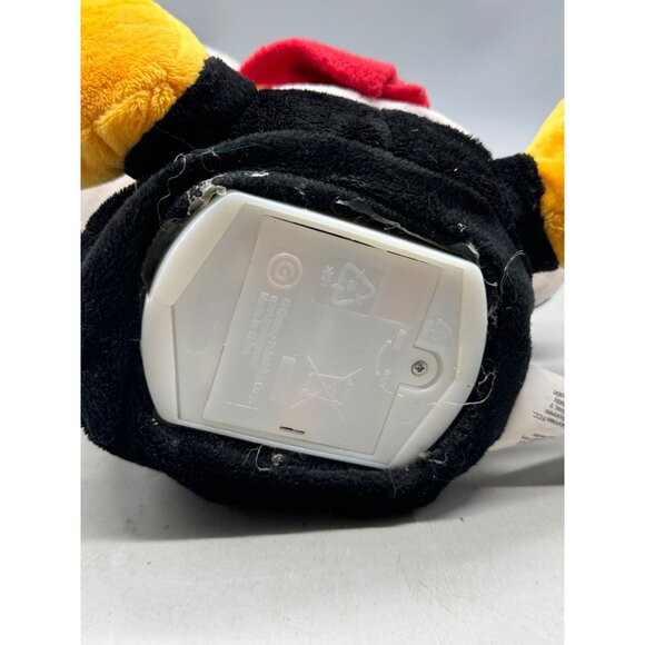 Plush Penguin Christmas Toy Gemmy Singing Dancing Animated Penguin Moving READ - Picture 15 of 15